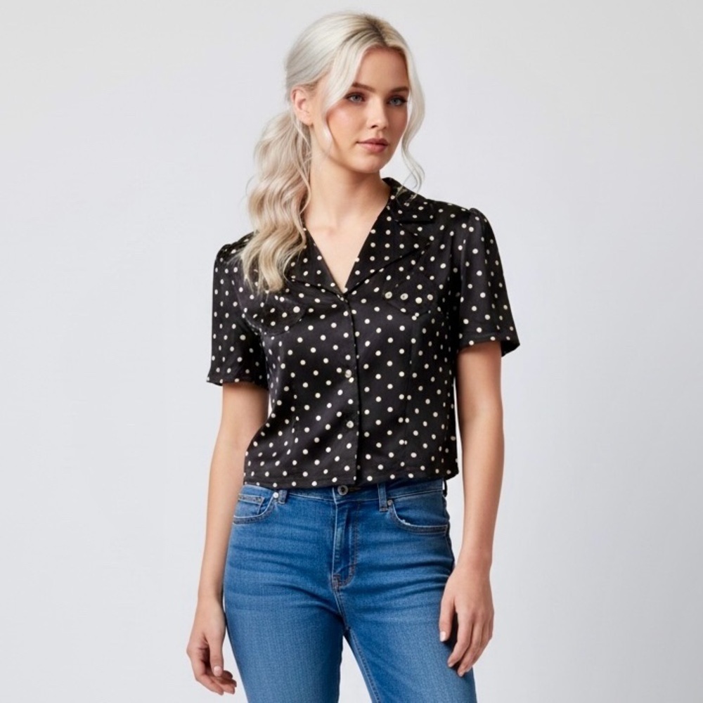 Betsey Johnson - Y2K Cropped Polka Dot Button Down Blouse